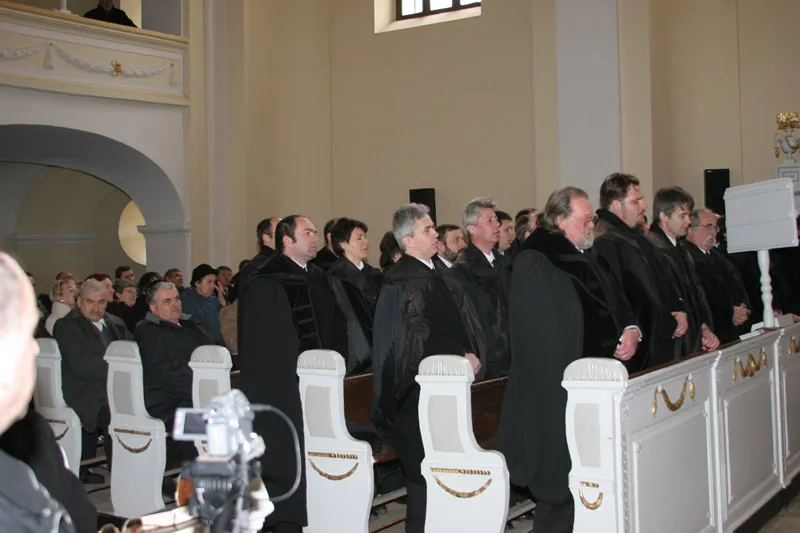 Sípos Tas Töhötöm esperes úr beiktatása a gyomai Református Templomban