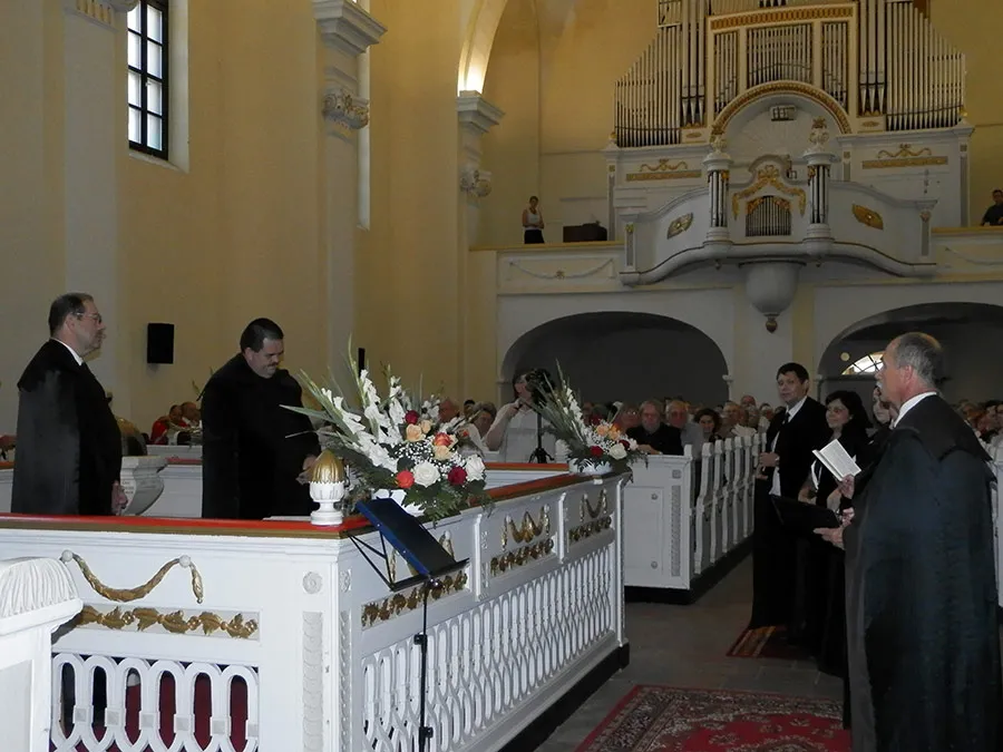 Papp Tibor lelkészbeiktatása és hálaadó istentisztelet a 200 éves templomért