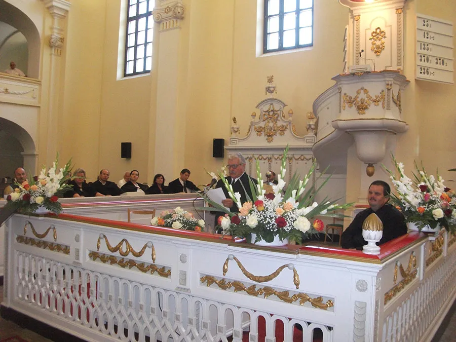 Papp Tibor lelkészbeiktatása és hálaadó istentisztelet a 200 éves templomért