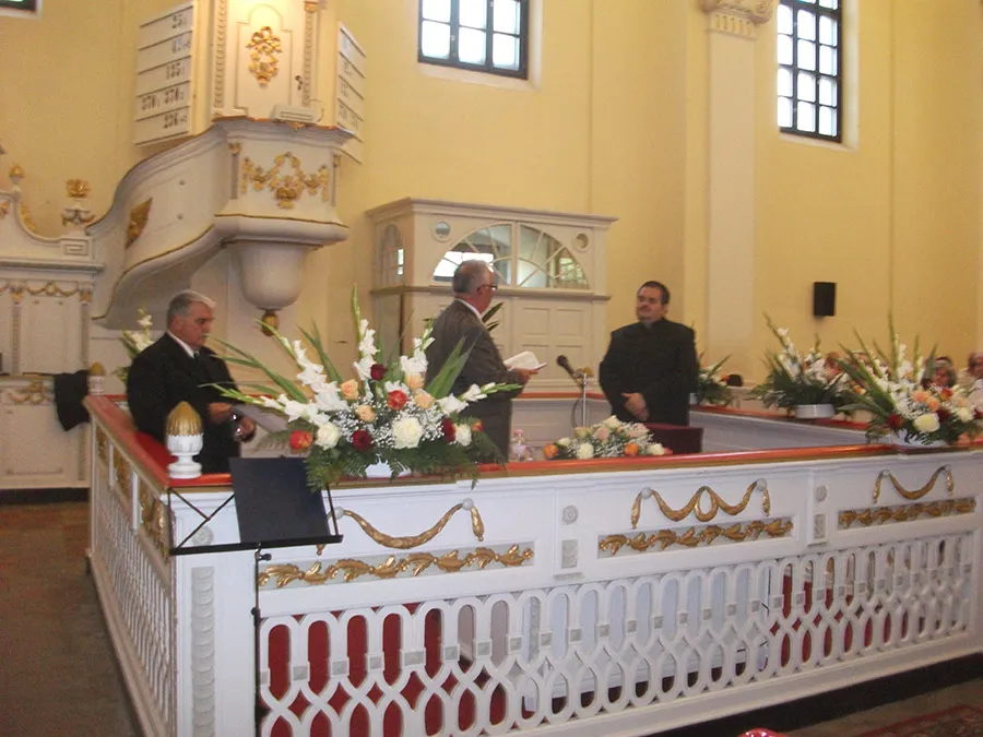 Papp Tibor lelkészbeiktatása és hálaadó istentisztelet a 200 éves templomért