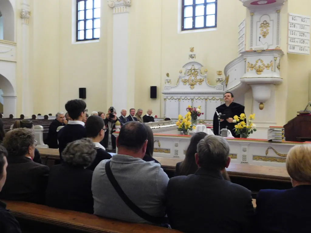 Pünkösdi istentisztelet, konfirmáció és konfirmandus találkozó 2016